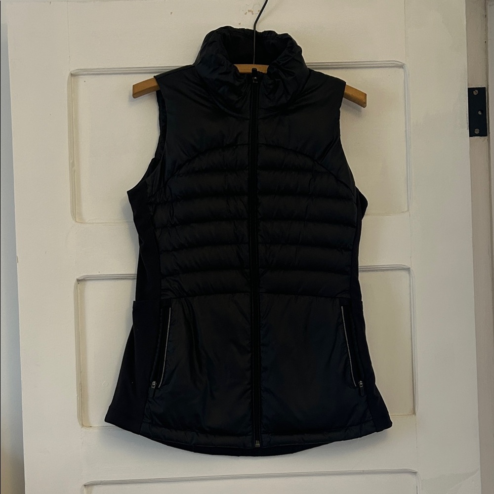 Lululemong Women's Black down Puffer running Vest